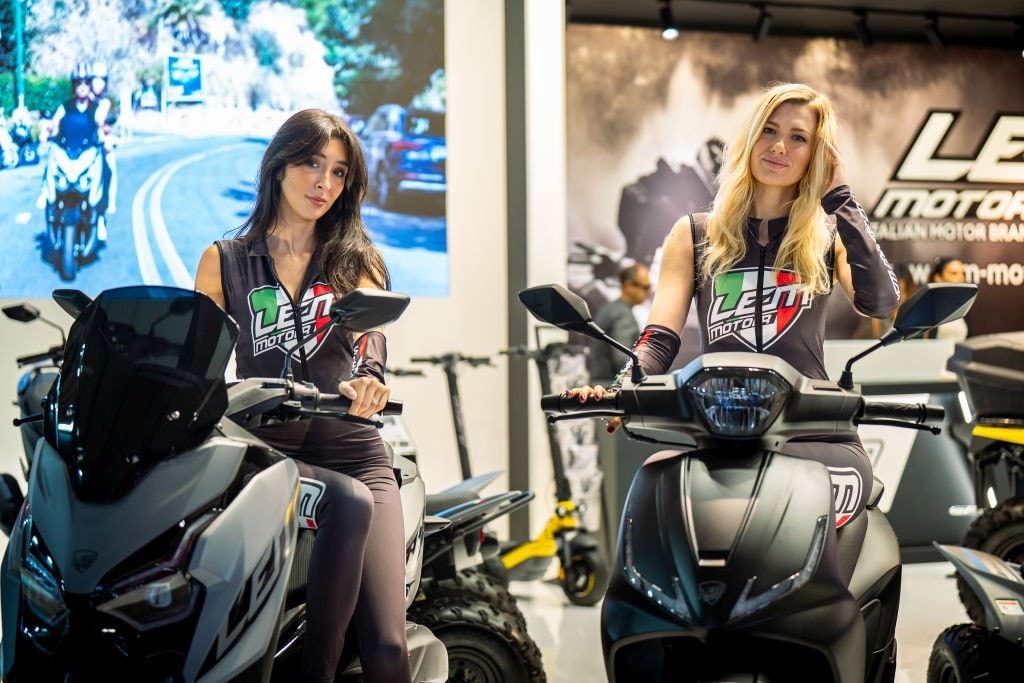 Le ragazze di EICMA 2025 +MAXI GALLERY+